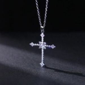Pleated White Gold Necklace Fake Diamond Cross Pendant